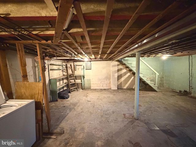 66 WESTERLY RD, Camp Hill, PA 17011