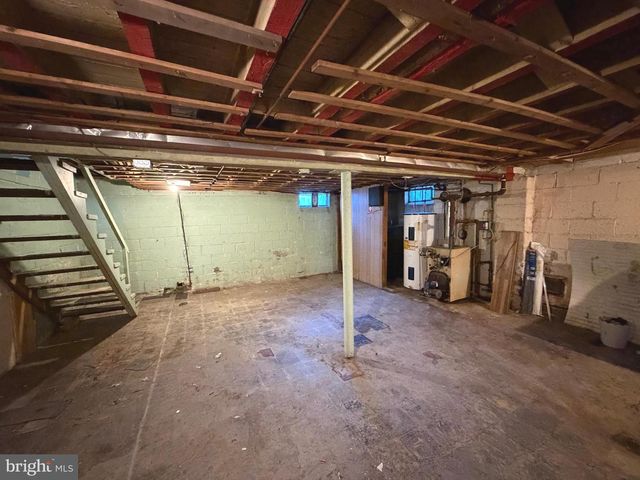 66 WESTERLY RD, Camp Hill, PA 17011