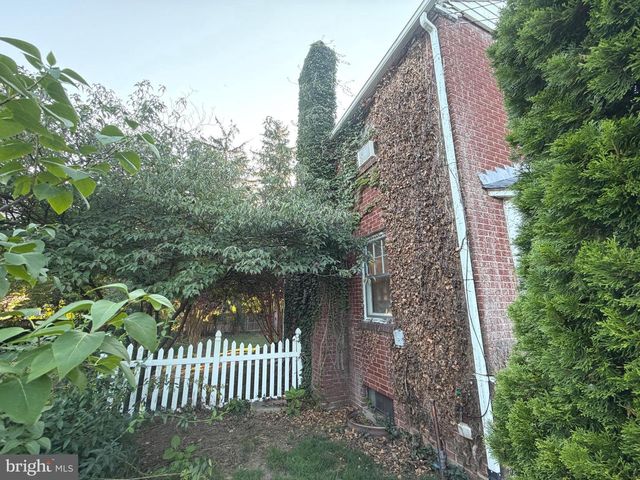 66 WESTERLY RD, Camp Hill, PA 17011