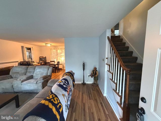 66 WESTERLY RD, Camp Hill, PA 17011