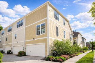 1705 Stuart Street, Houston, TX 77004