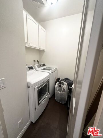 1812 Overland Avenue 105, Los Angeles, CA 90025
