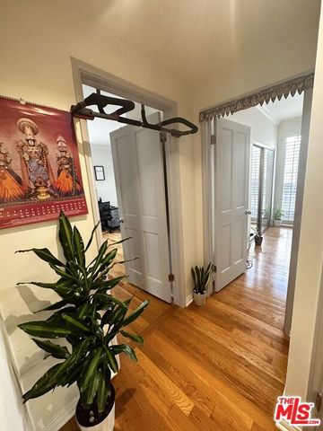 1812 Overland Avenue 105, Los Angeles, CA 90025