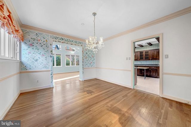 4900 YORKTOWN BLVD, Arlington, VA 22207