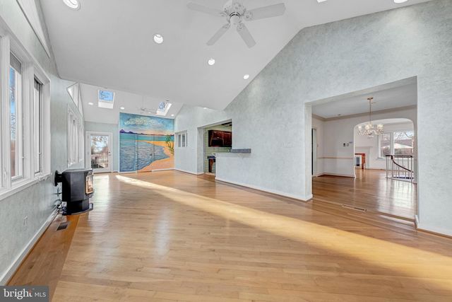 4900 YORKTOWN BLVD, Arlington, VA 22207