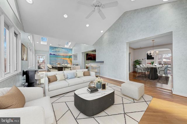 4900 YORKTOWN BLVD, Arlington, VA 22207