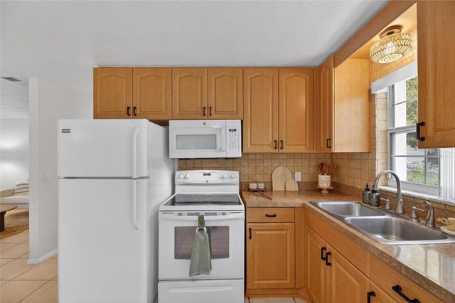38745 2ND AVENUE, Zephyrhills, FL 33542