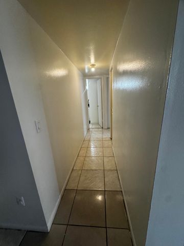 502 Davis Road 9, Palm Springs, FL 33461