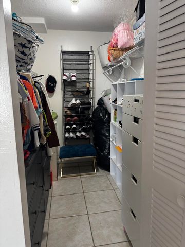 502 Davis Road 9, Palm Springs, FL 33461