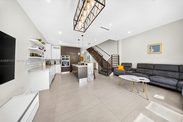 3059 Carter St 3059, Miami, FL 33133