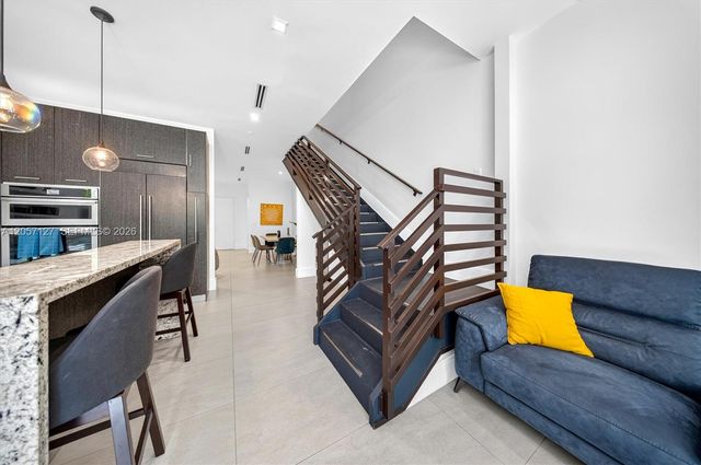 3059 Carter St 3059, Miami, FL 33133