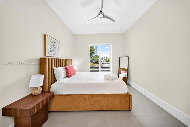 3059 Carter St 3059, Miami, FL 33133