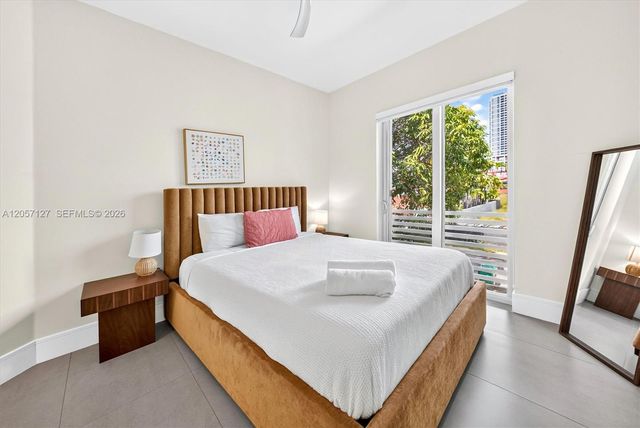 3059 Carter St 3059, Miami, FL 33133