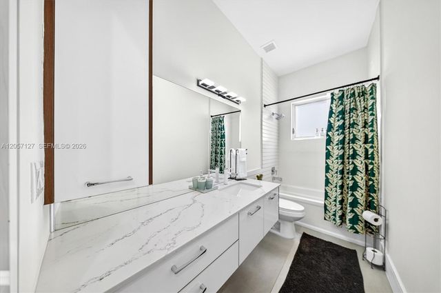 3059 Carter St 3059, Miami, FL 33133