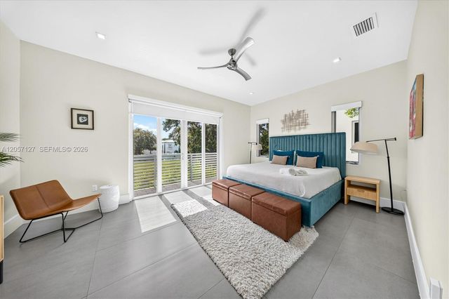 3059 Carter St 3059, Miami, FL 33133