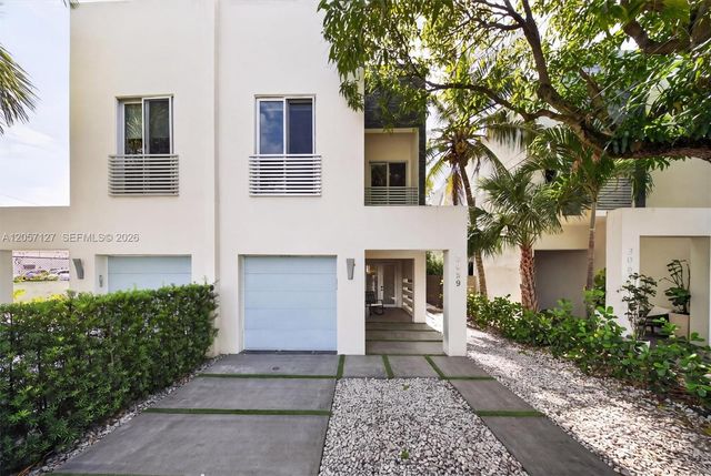 3059 Carter St 3059, Miami, FL 33133