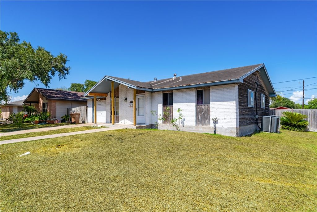 6154 Birchwood Dr, Corpus Christi, TX 78412 — photo 2