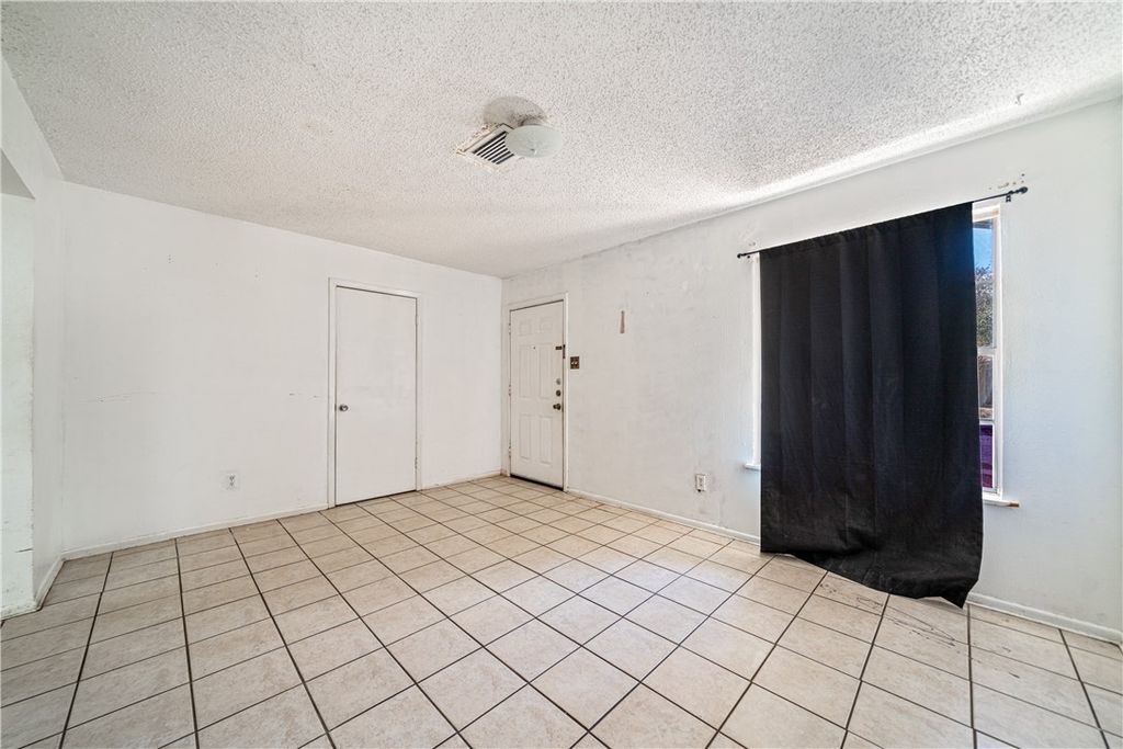 6154 Birchwood Dr, Corpus Christi, TX 78412 — photo 5