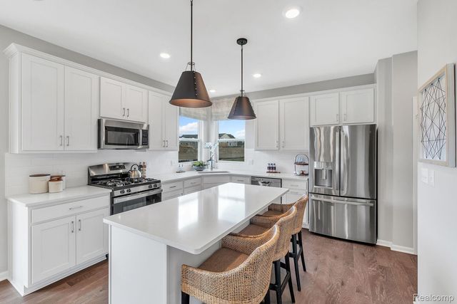 27146 Silo Drive, Saline, MI 48176