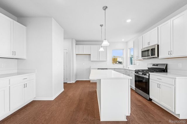 27146 Silo Drive, Saline, MI 48176