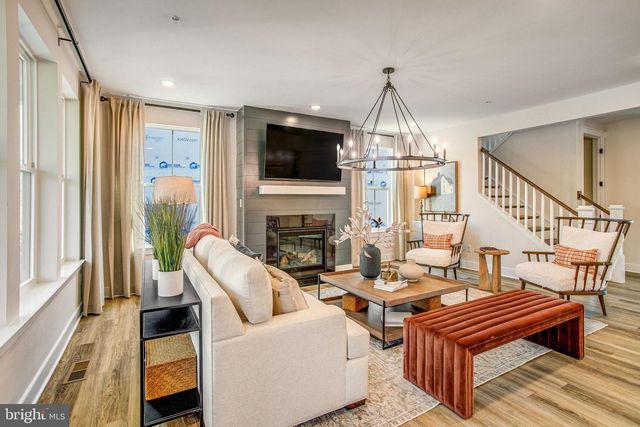 1148 BROAD LAKE DR, Fredericksburg, VA 22406