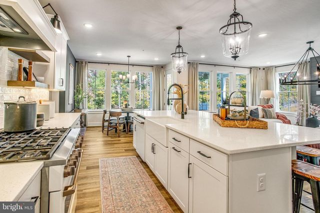 1148 BROAD LAKE DR, Fredericksburg, VA 22406
