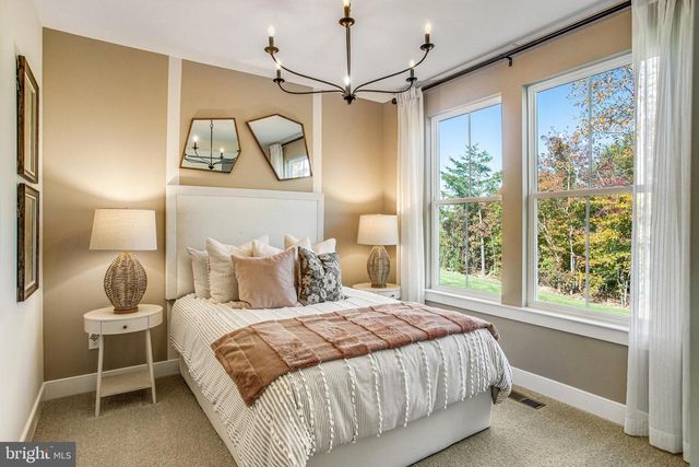1148 BROAD LAKE DR, Fredericksburg, VA 22406