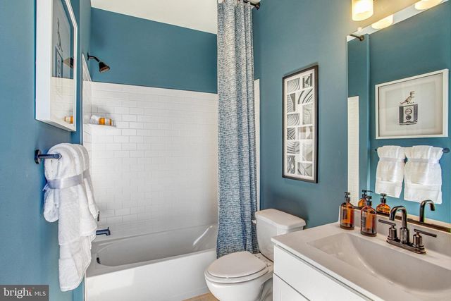 1148 BROAD LAKE DR, Fredericksburg, VA 22406