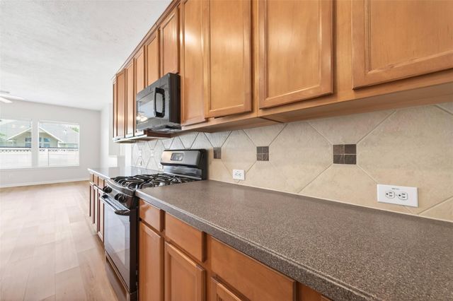 2814 Sage Creek Court, Richmond, TX 77406