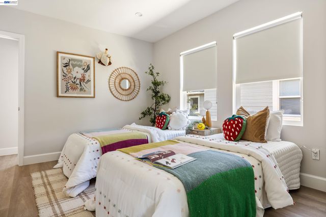 3954 Forest Hill Ave, Oakland, CA 94602