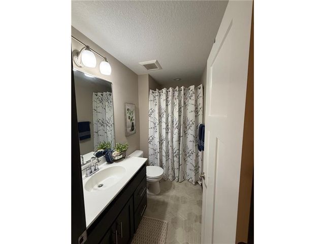 1213 Olivia Street SE, New Prague, MN 56071