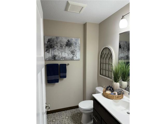 1213 Olivia Street SE, New Prague, MN 56071