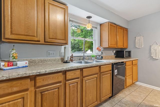 2015 Jessie Avenue, Fort Wayne, IN 46808