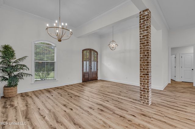 5534 W 4th Street, Hattiesburg, MS 39402