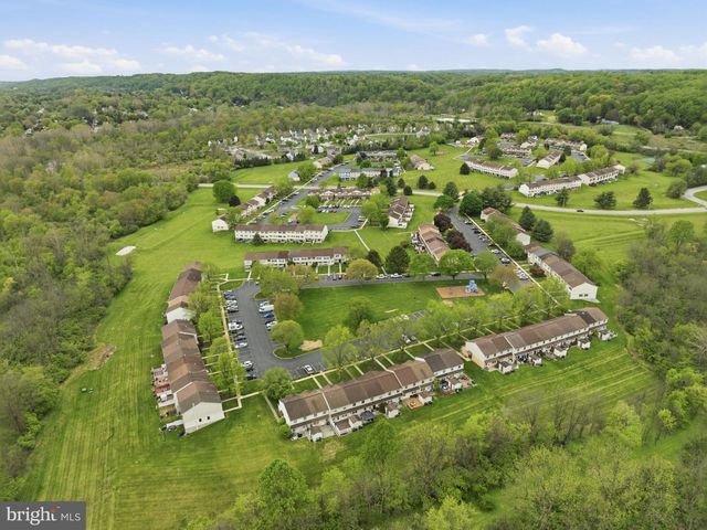 262 CARLYN CT, Downingtown, PA 19335