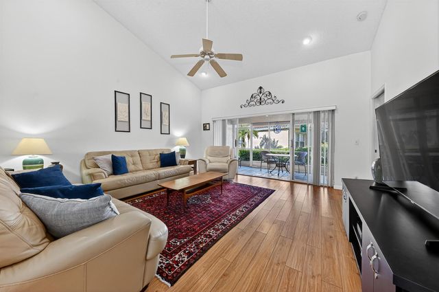 6140 Long Key Lane, Boynton Beach, FL 33472