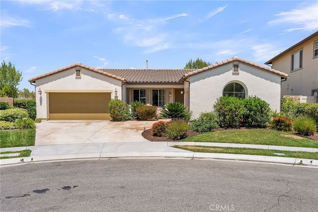 3309 Paseo De Valle, Riverside, CA 92503