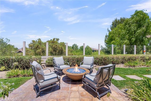 3309 Paseo De Valle, Riverside, CA 92503