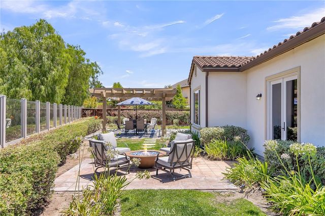 3309 Paseo De Valle, Riverside, CA 92503