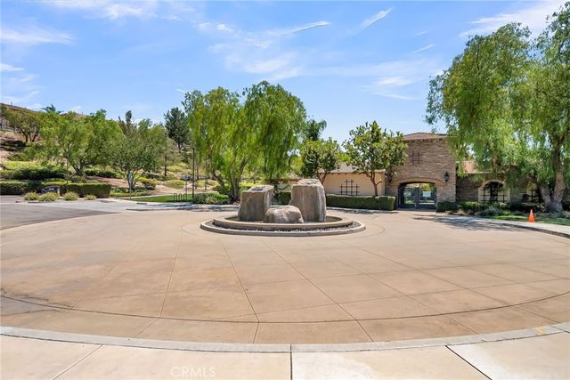 3309 Paseo De Valle, Riverside, CA 92503