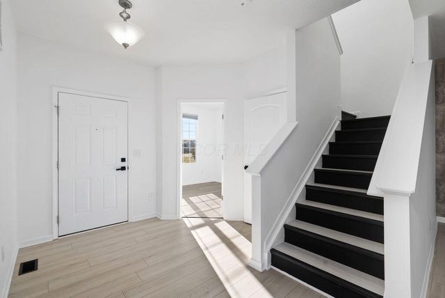 2986 Beechwood Drive, Powell, OH 43065