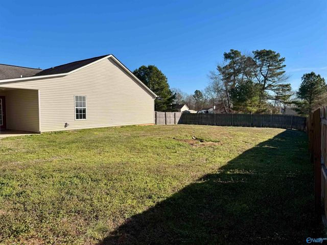 104 Fox Hill Court, Toney, AL 35773