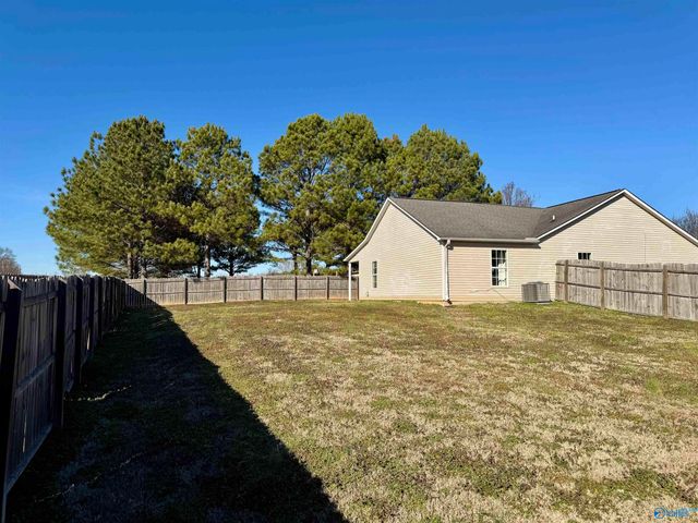 104 Fox Hill Court, Toney, AL 35773