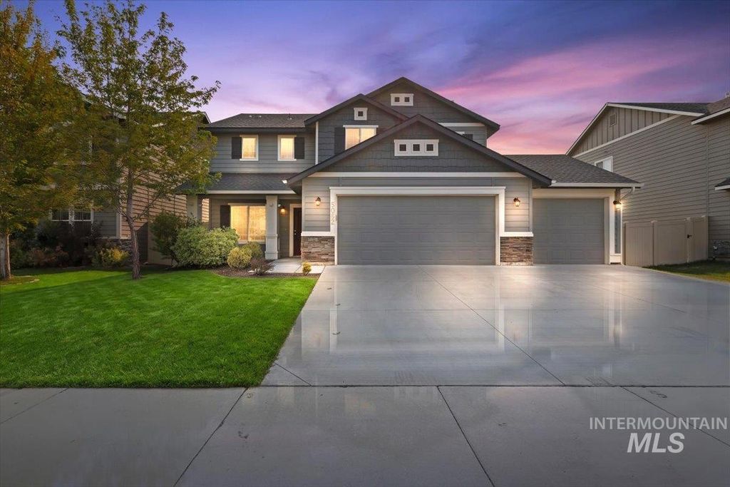 5062 N Maplestone Ave, Meridian, ID 83646 photo 1