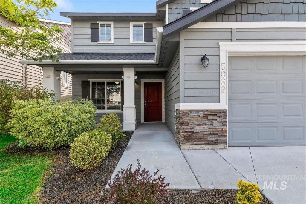 5062 N Maplestone Ave, Meridian, ID 83646 photo 3