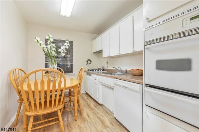 39 Sandra Circle 1, Westfield Town, NJ 07090