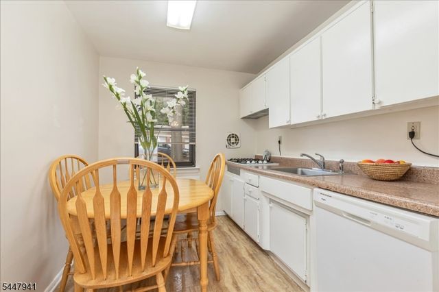 39 Sandra Circle 1, Westfield Town, NJ 07090