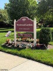 39 Sandra Circle 1, Westfield Town, NJ 07090
