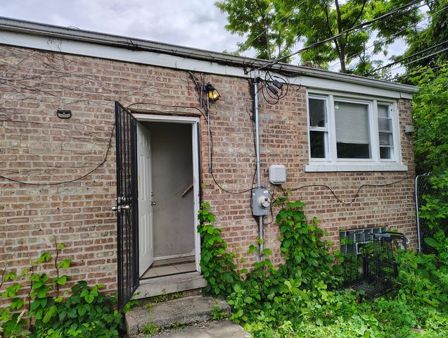 8924 S Paulina Street, Chicago, IL 60620