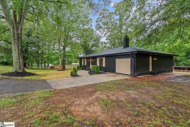 528 Garvin Street, Pickens, SC 29671